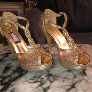 Gold Platform Heels. 5 inches.